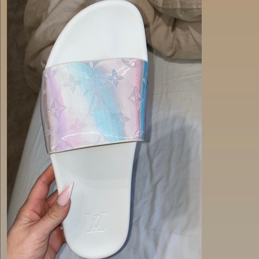 Louis Vuitton holographic slides